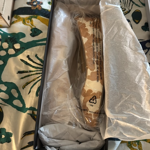 Nine West square toe flats - Picture 2 of 5